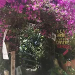 Romantic Casa Lorenzina בית הארחה